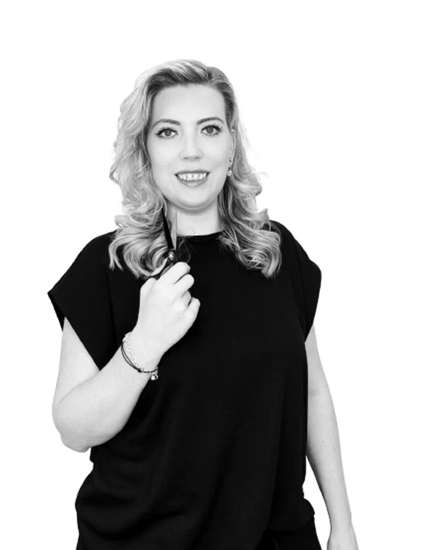 Silke, Friseurin bei Comhair in Düsseldorf-Bilk